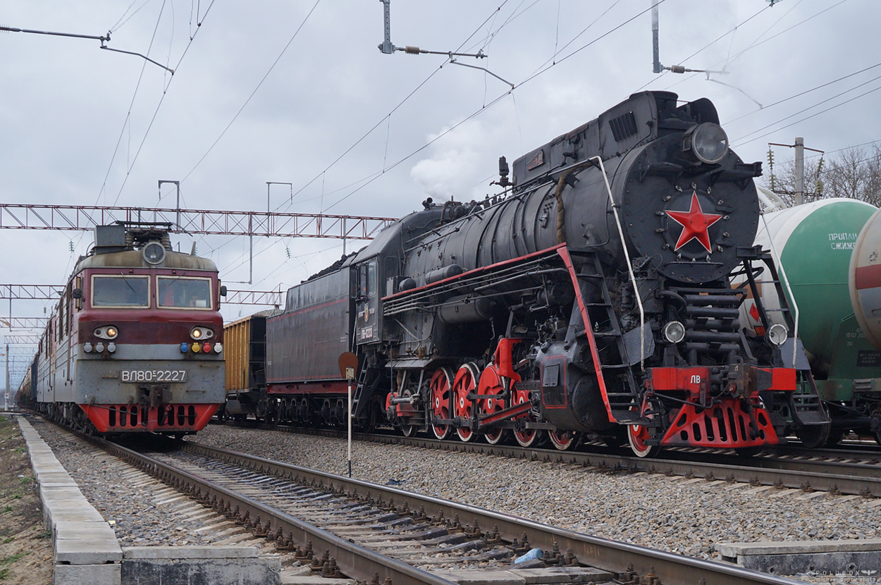 ЛВ-0233 и ВЛ80С-2227.1/2293