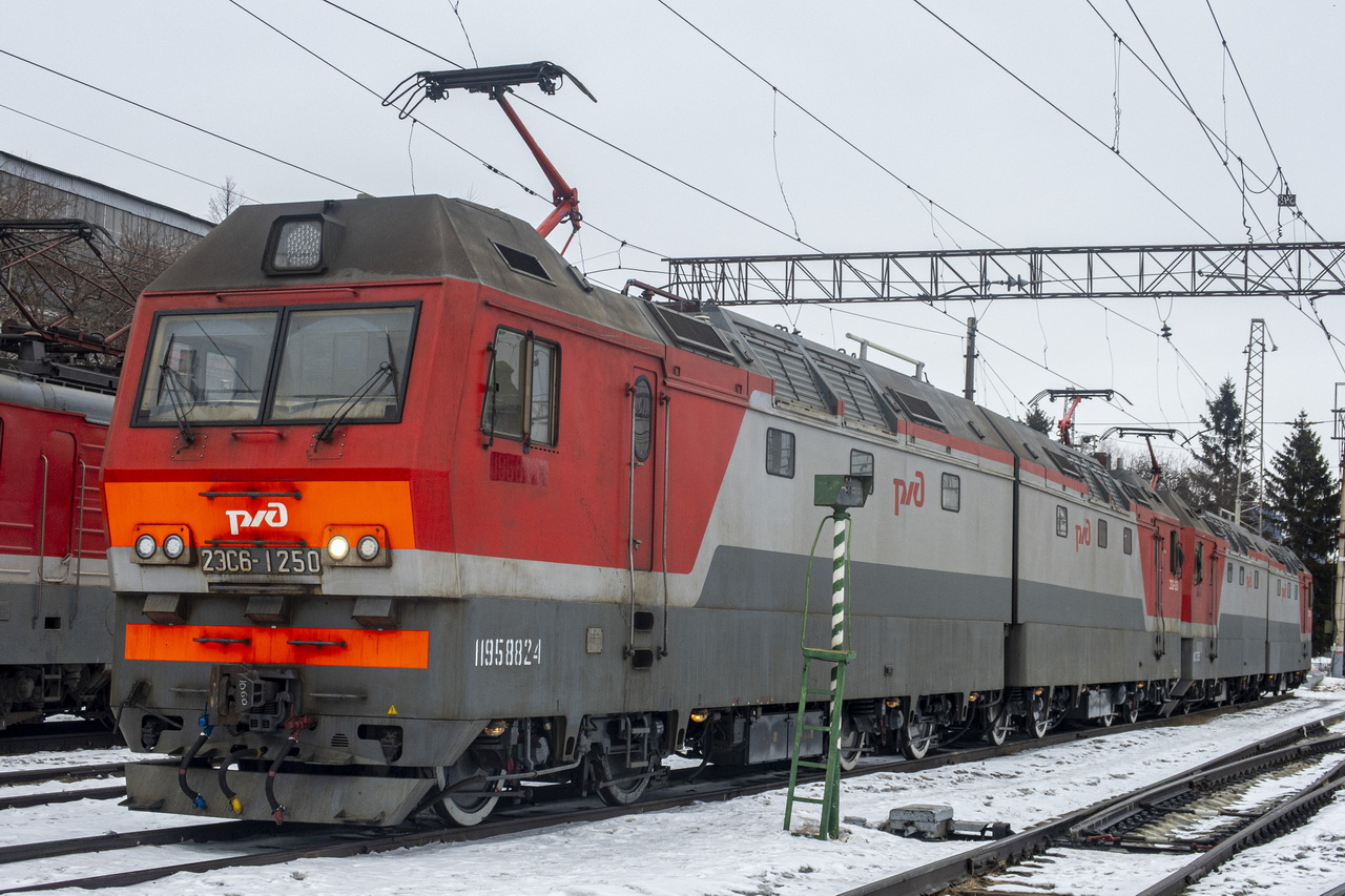 2ЭС6-1250