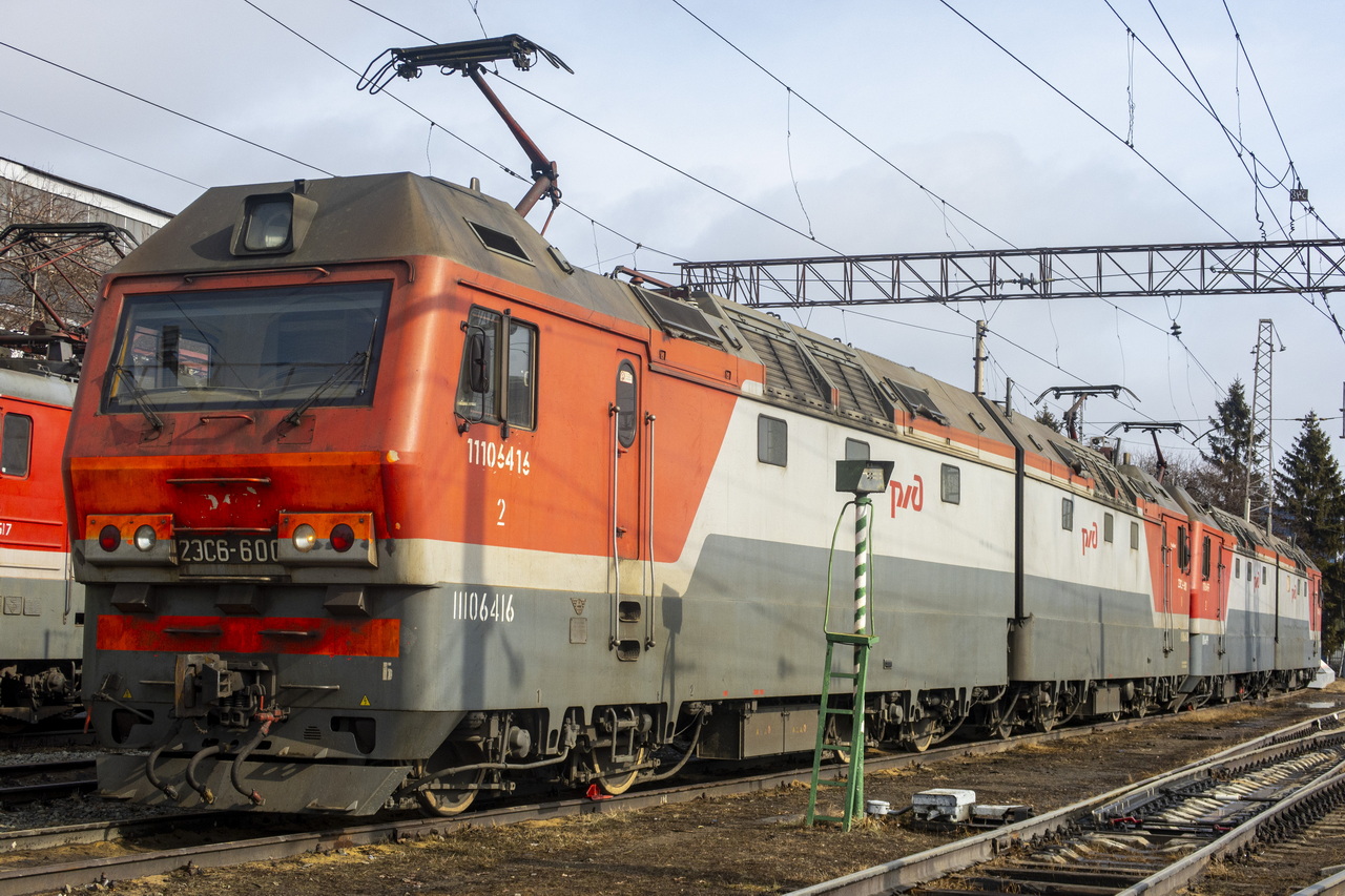 2ЭС6-600