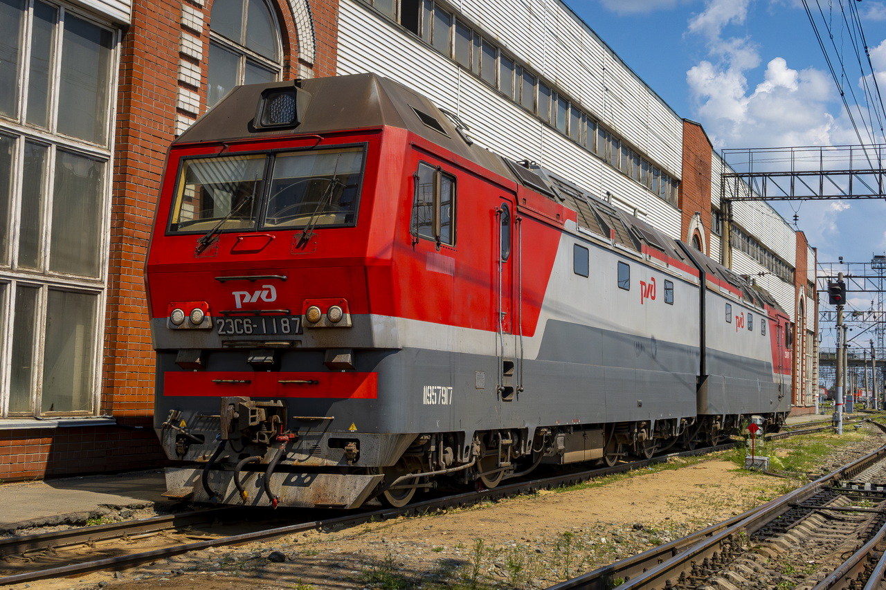 2ЭС6-1187