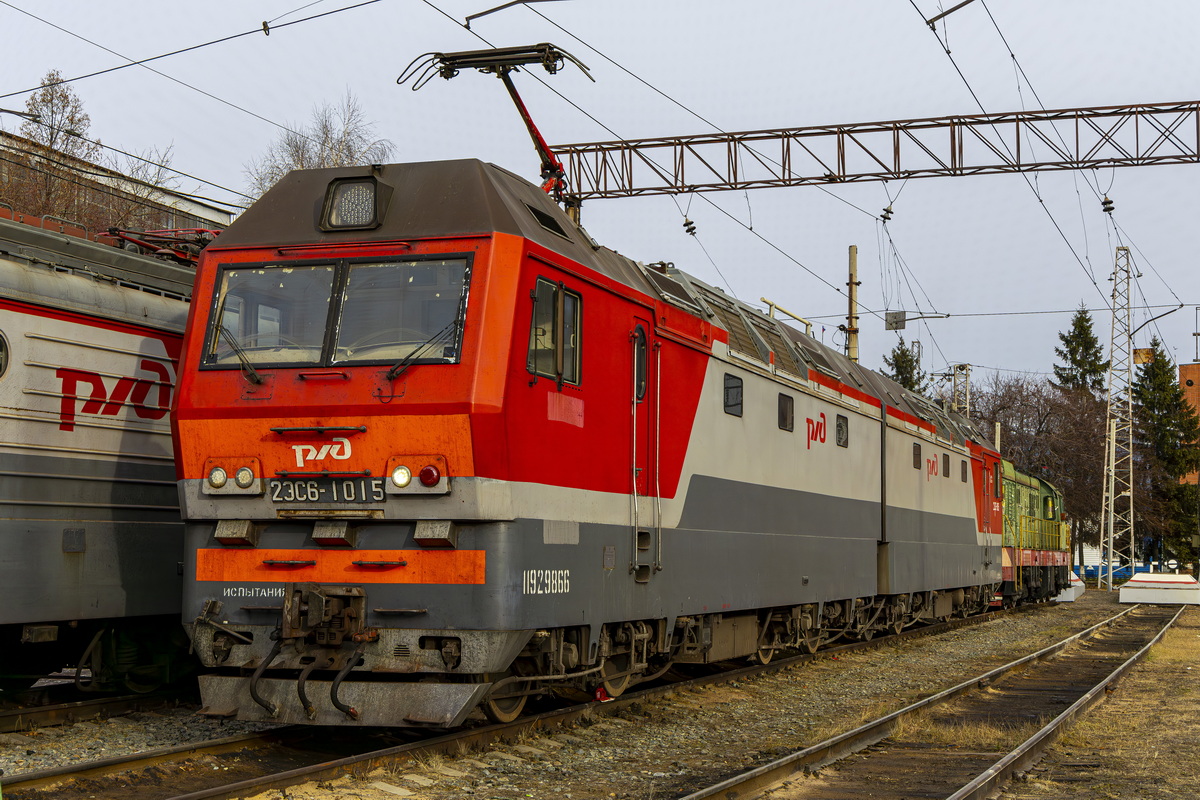 2ЭС6-1015