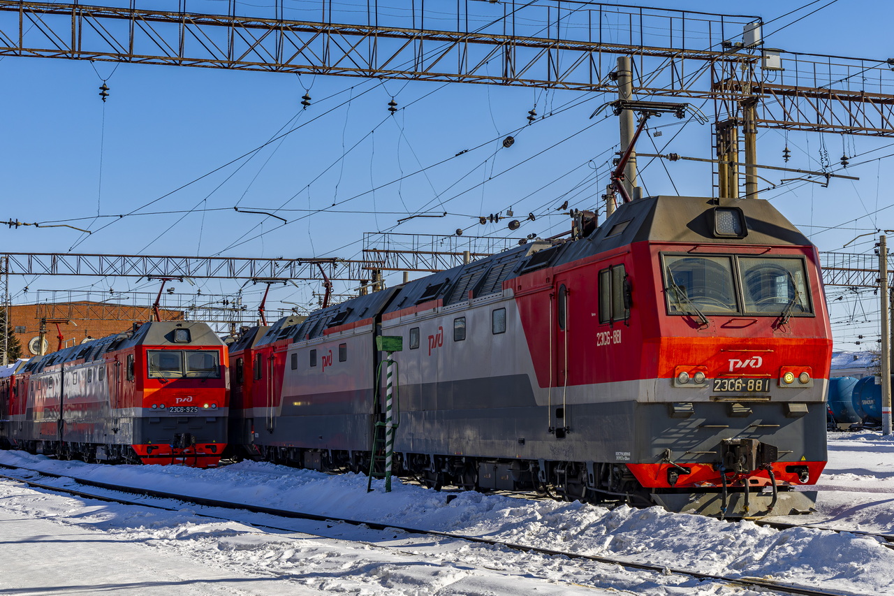 2ЭС6-881