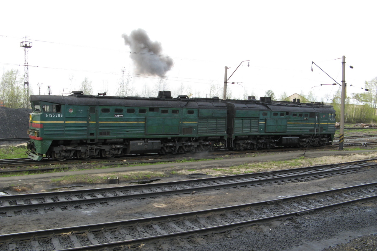 2ТЭ10В-4444