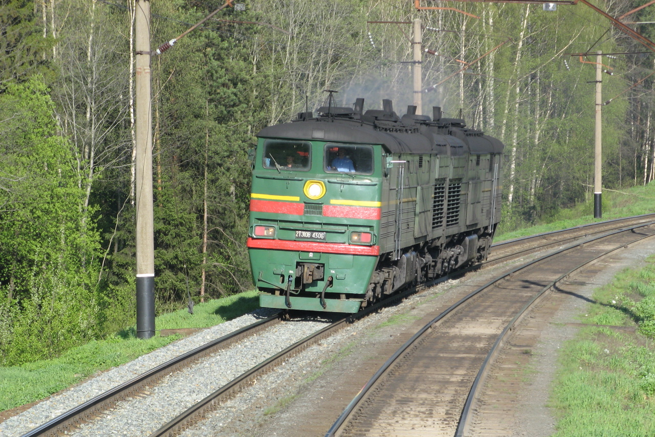 2ТЭ10В-4306