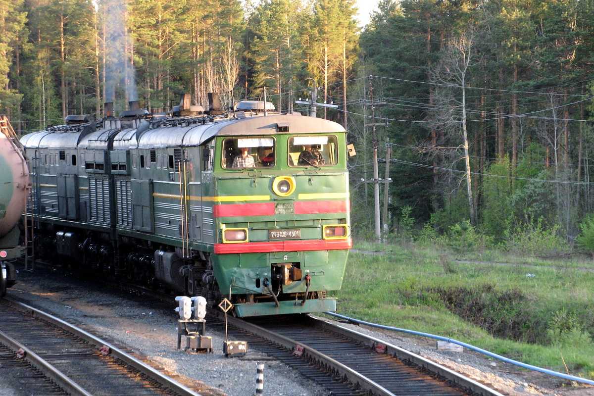 2ТЭ10В-4301