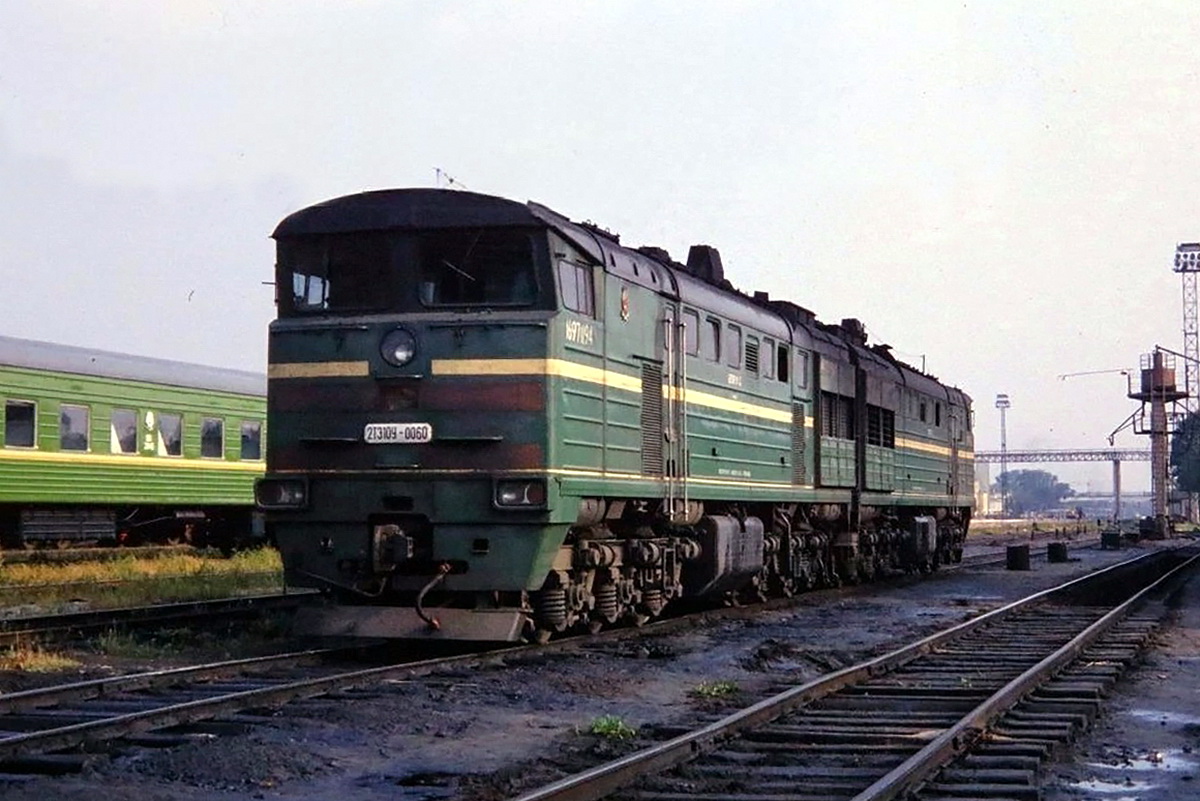 2ТЭ10У-0060