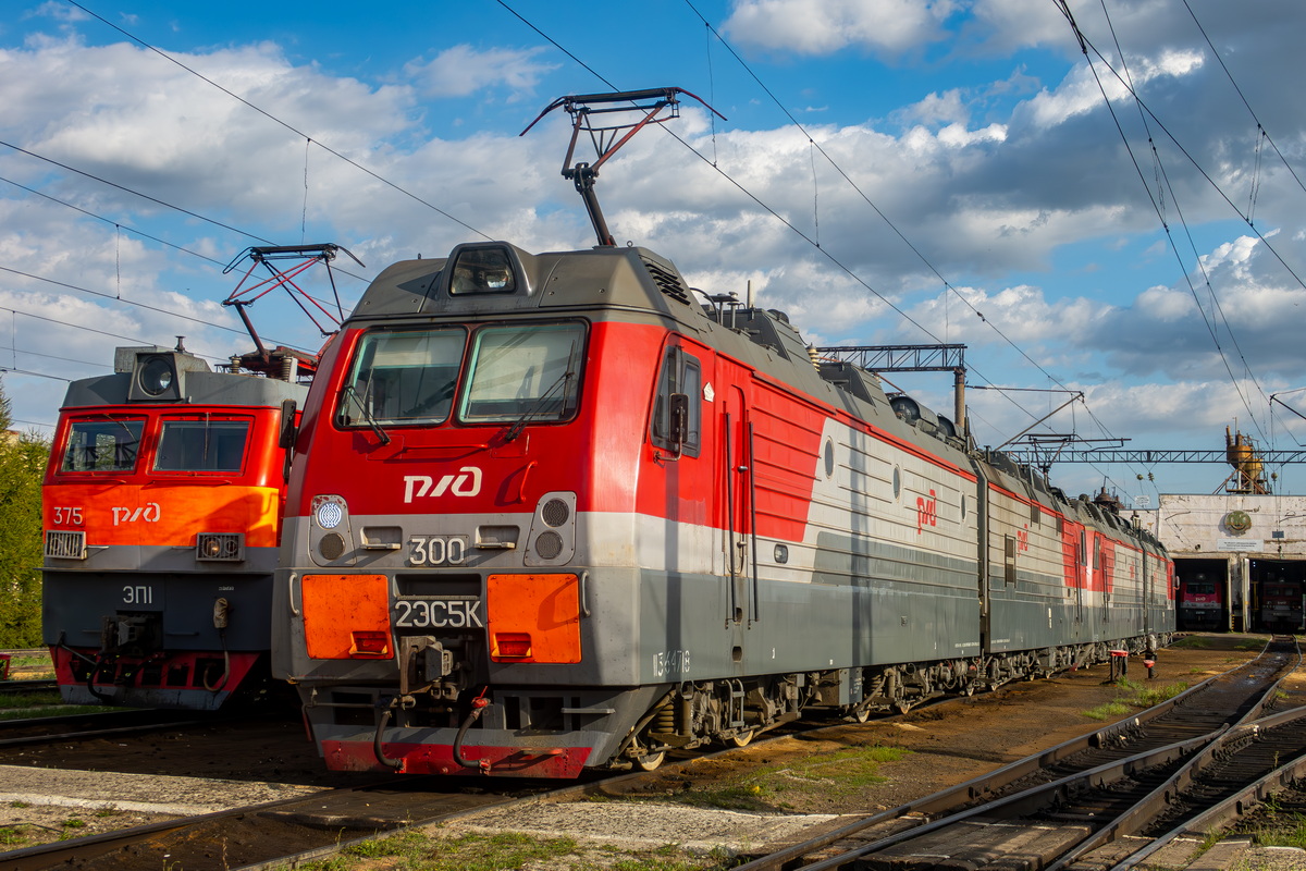 2ЭС5К-300/301