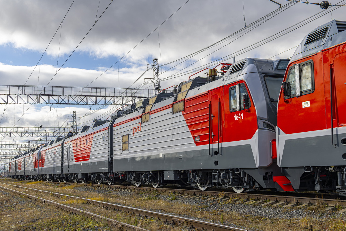 3ЭС5К-1641