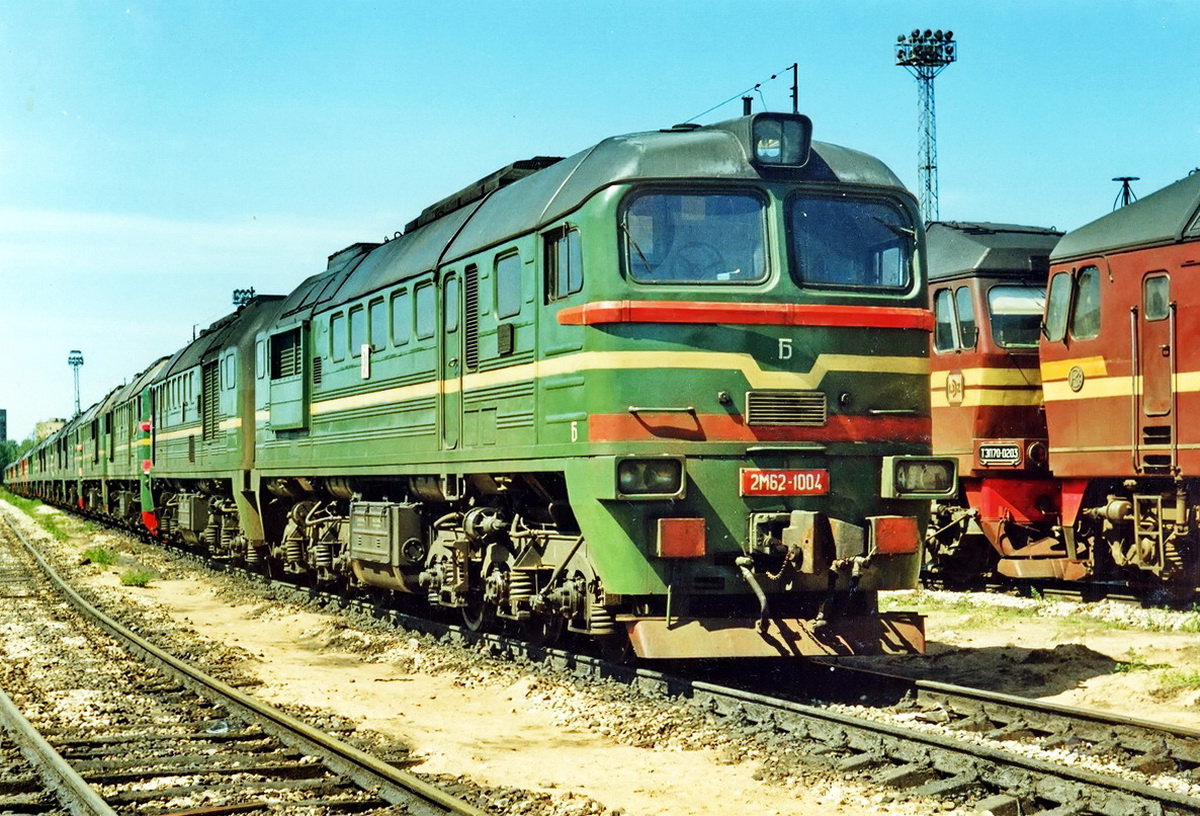 2М62-1004