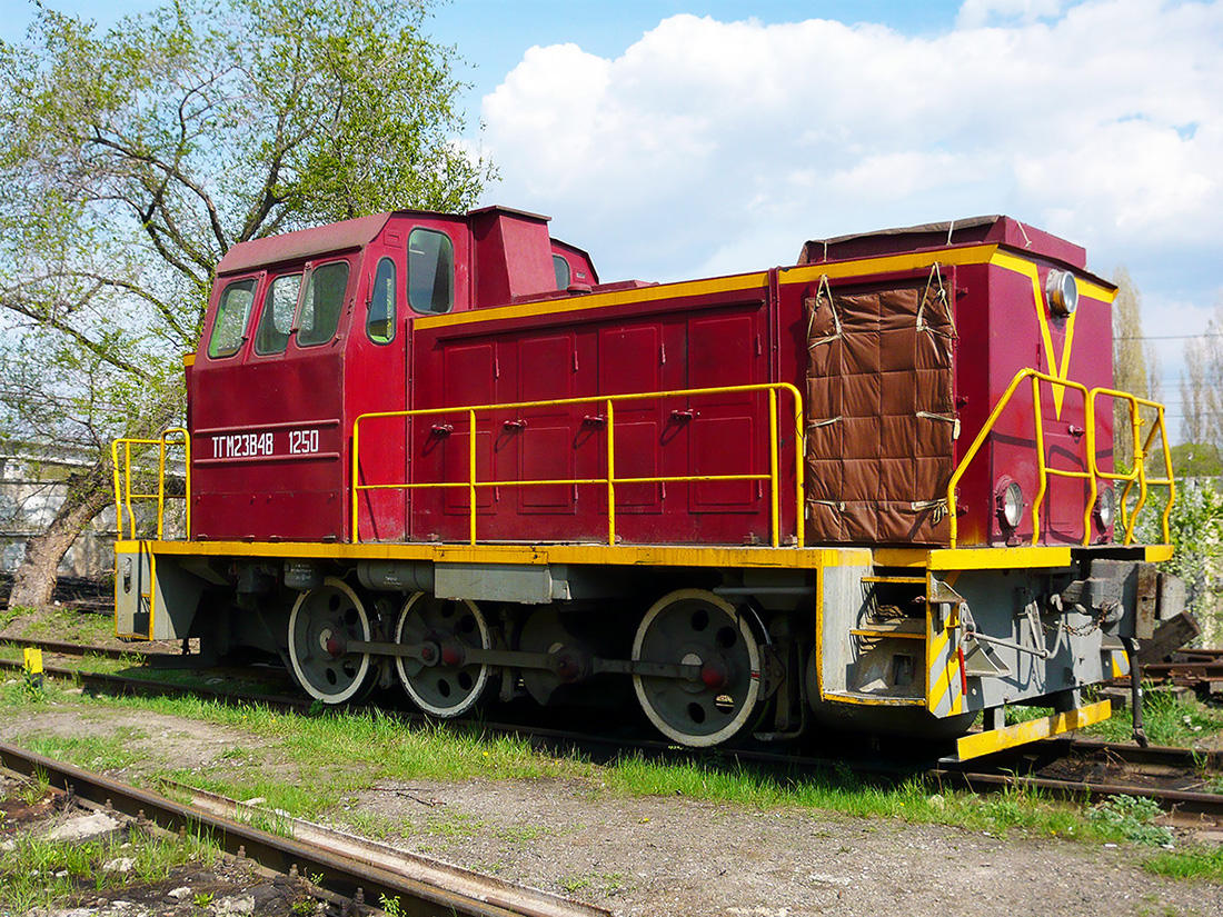 ТГМ23В48-1250