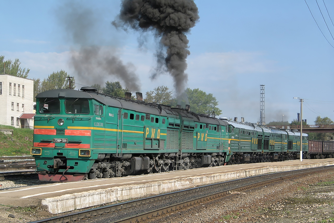 2ТЭ10М-3019
