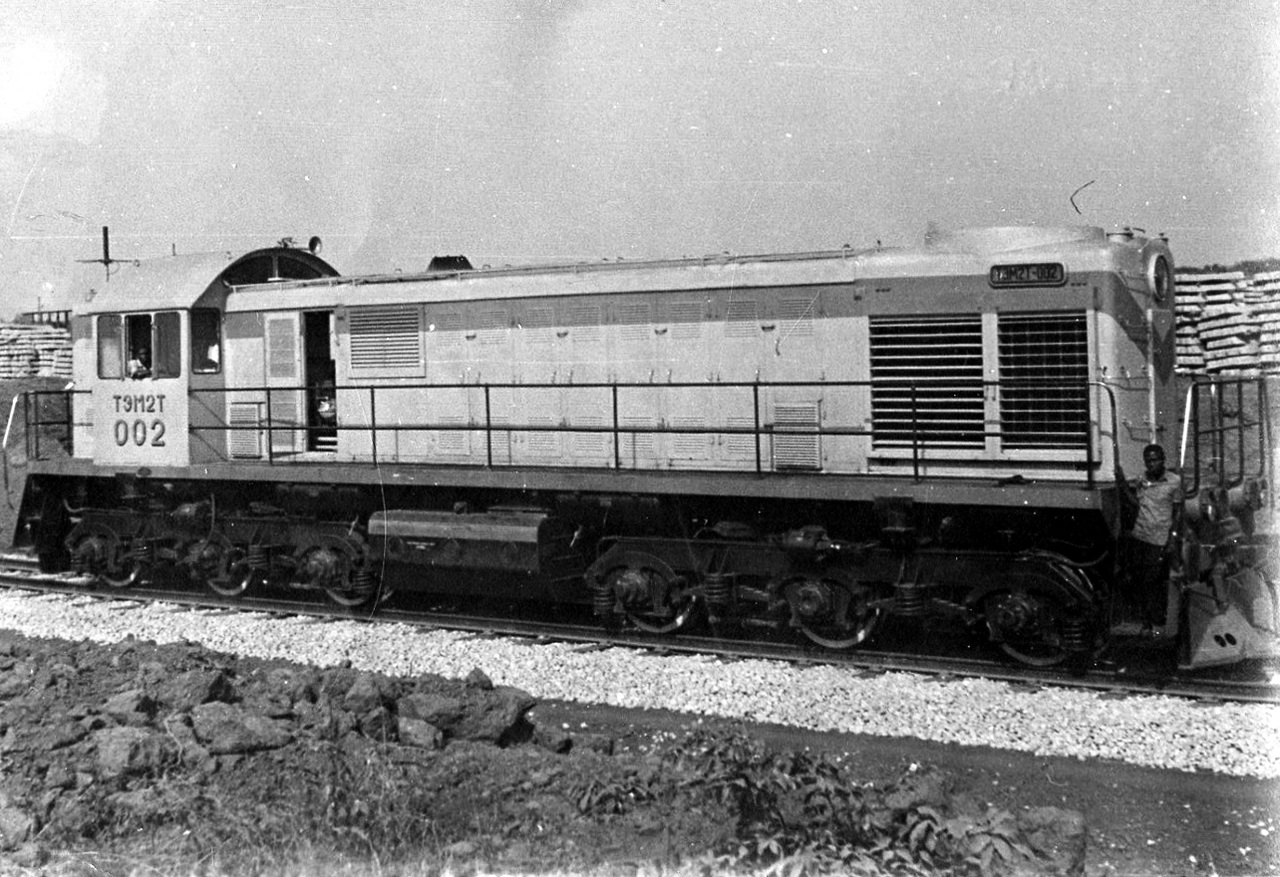 ТЭМ2Т-002