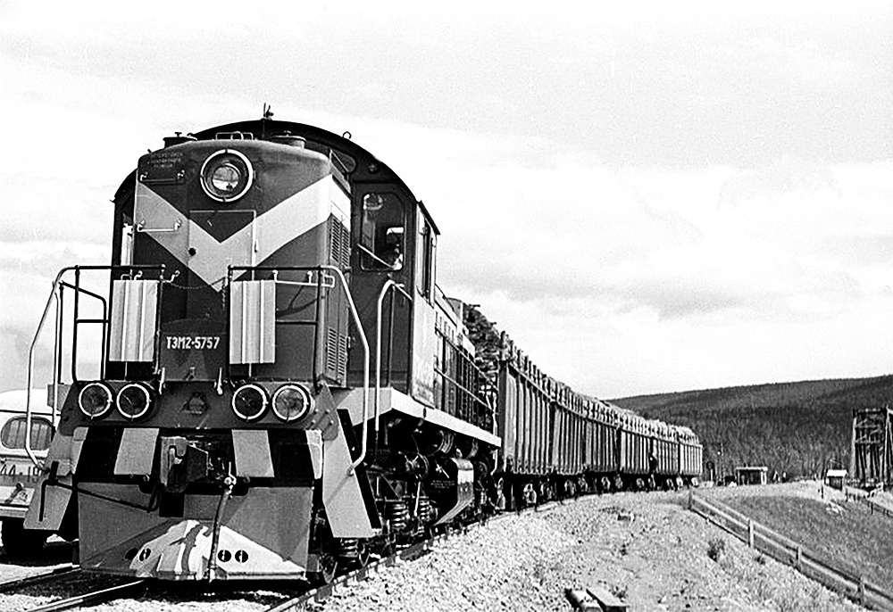 ТЭМ2-5757