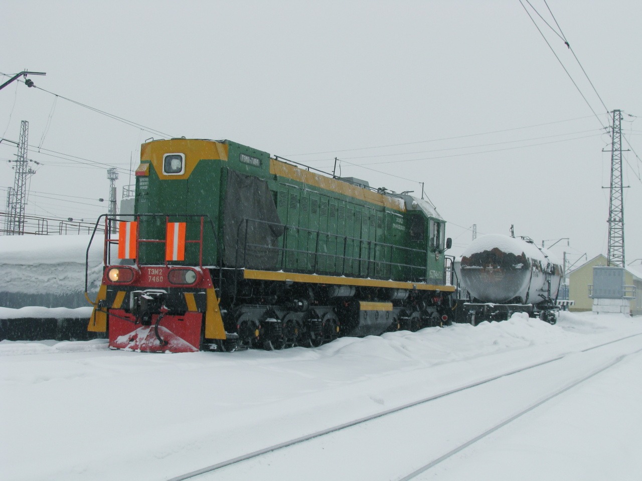 ТЭМ2-7460