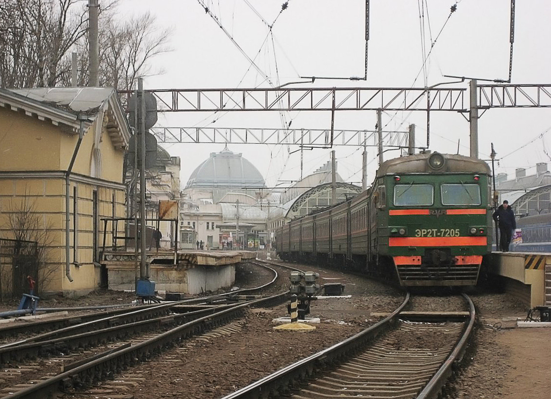 ЭР2Т-7205