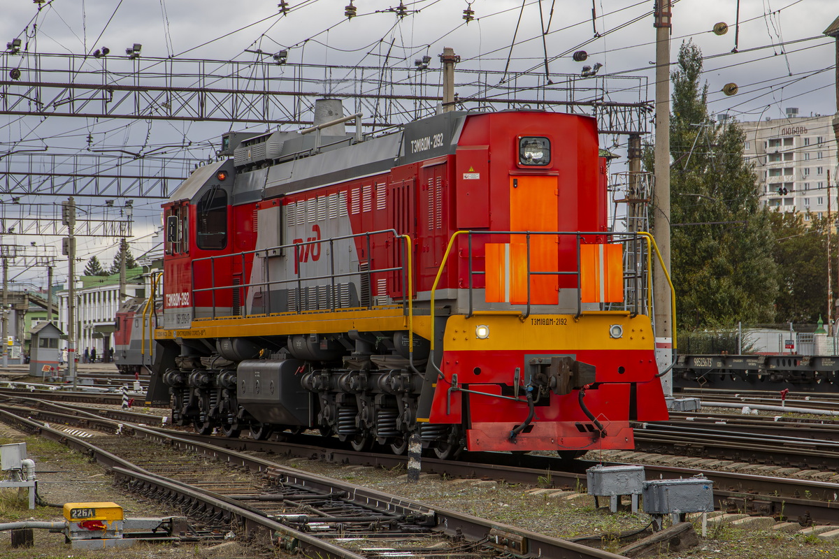 ТЭМ18ДМ-2192