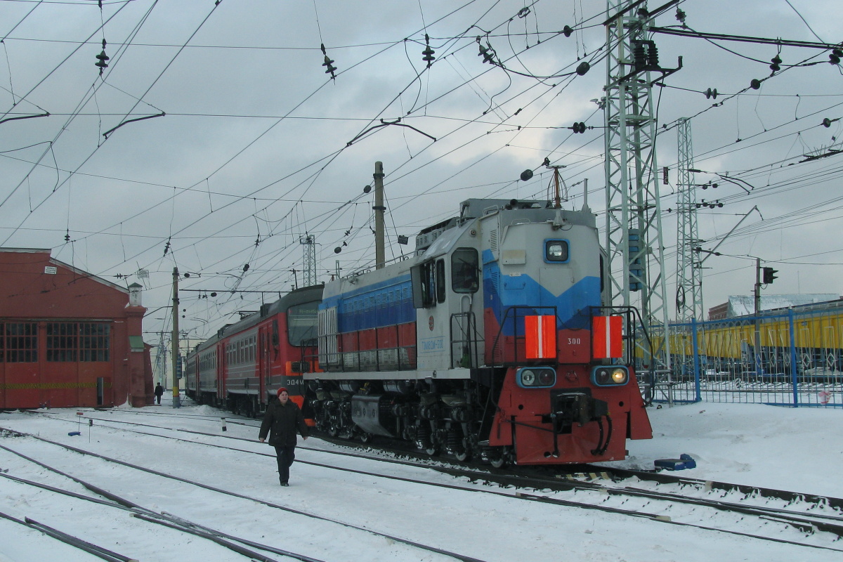 ТЭМ18ДМ-300