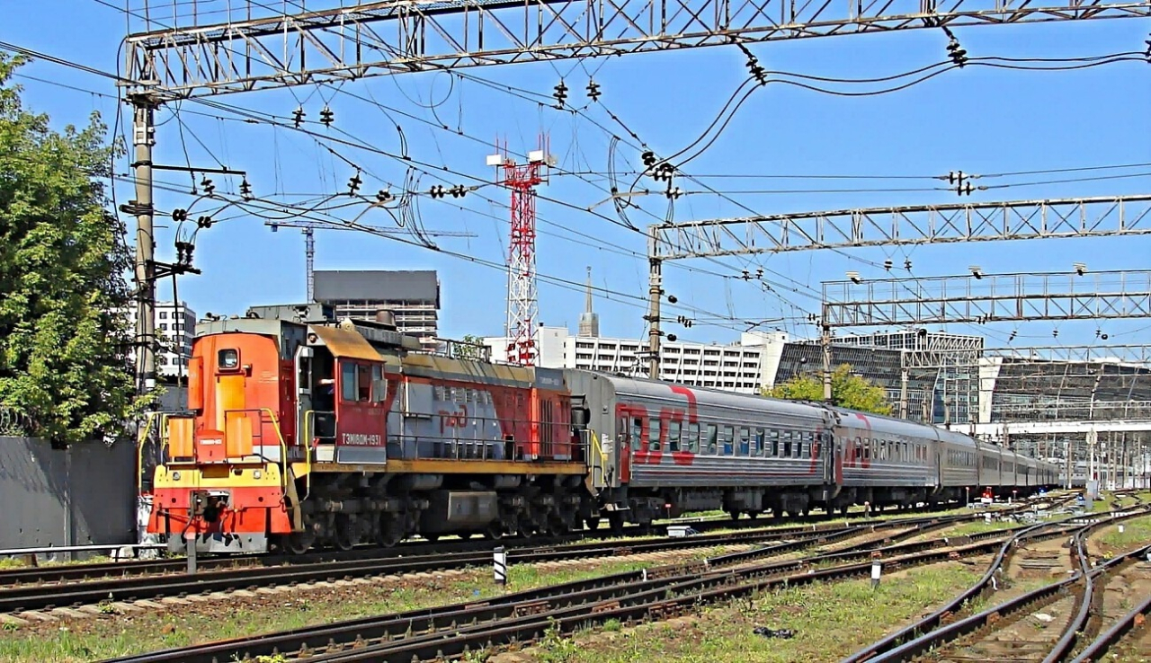ТЭМ18ДМ-1931