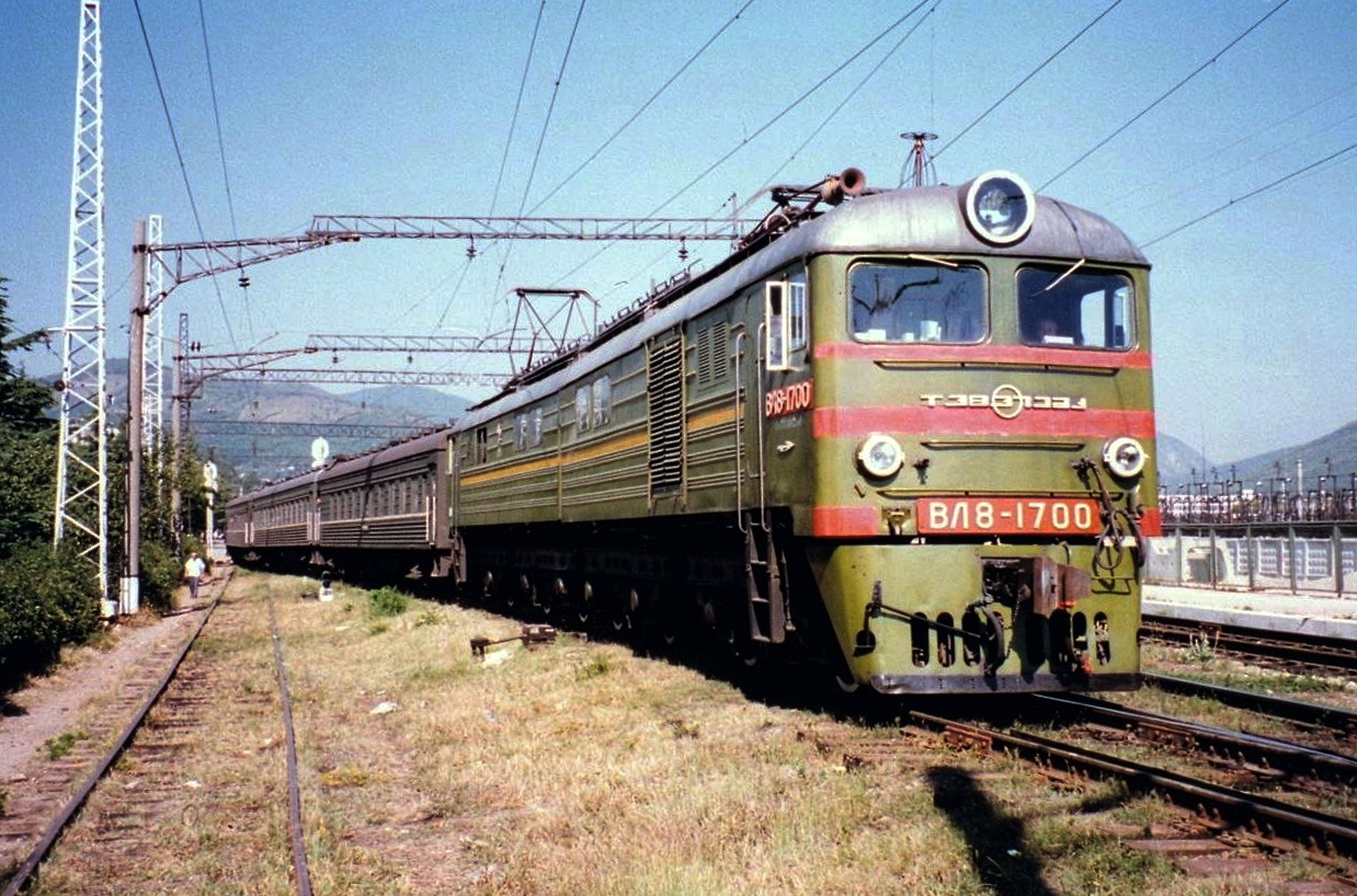 ВЛ8-1700