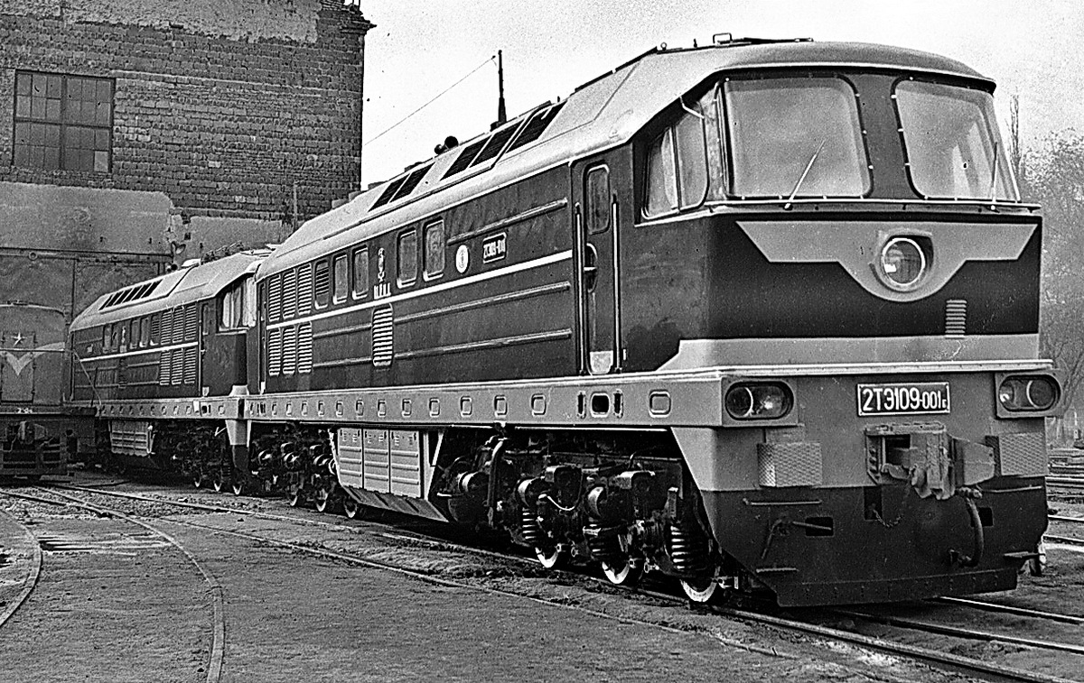 2ТЭ109-001