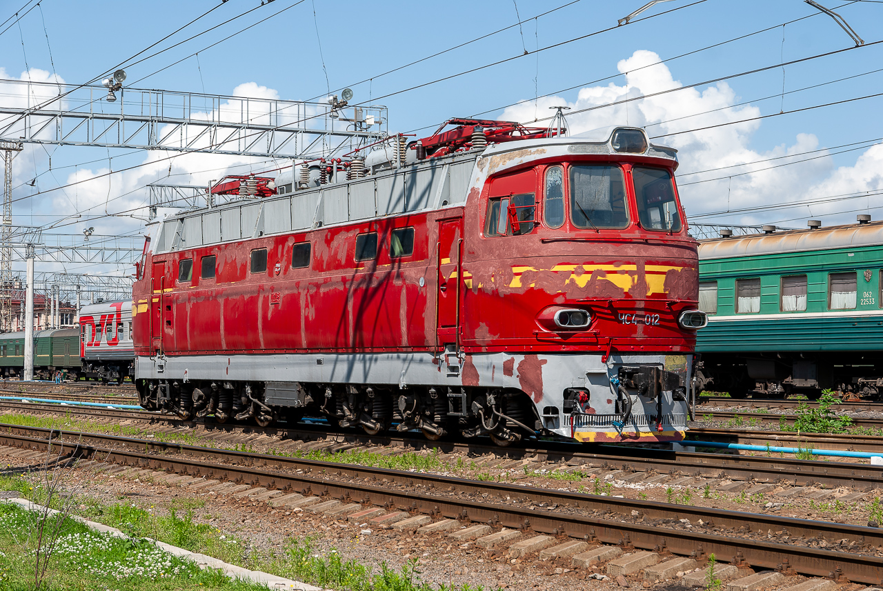 ЧС4-012