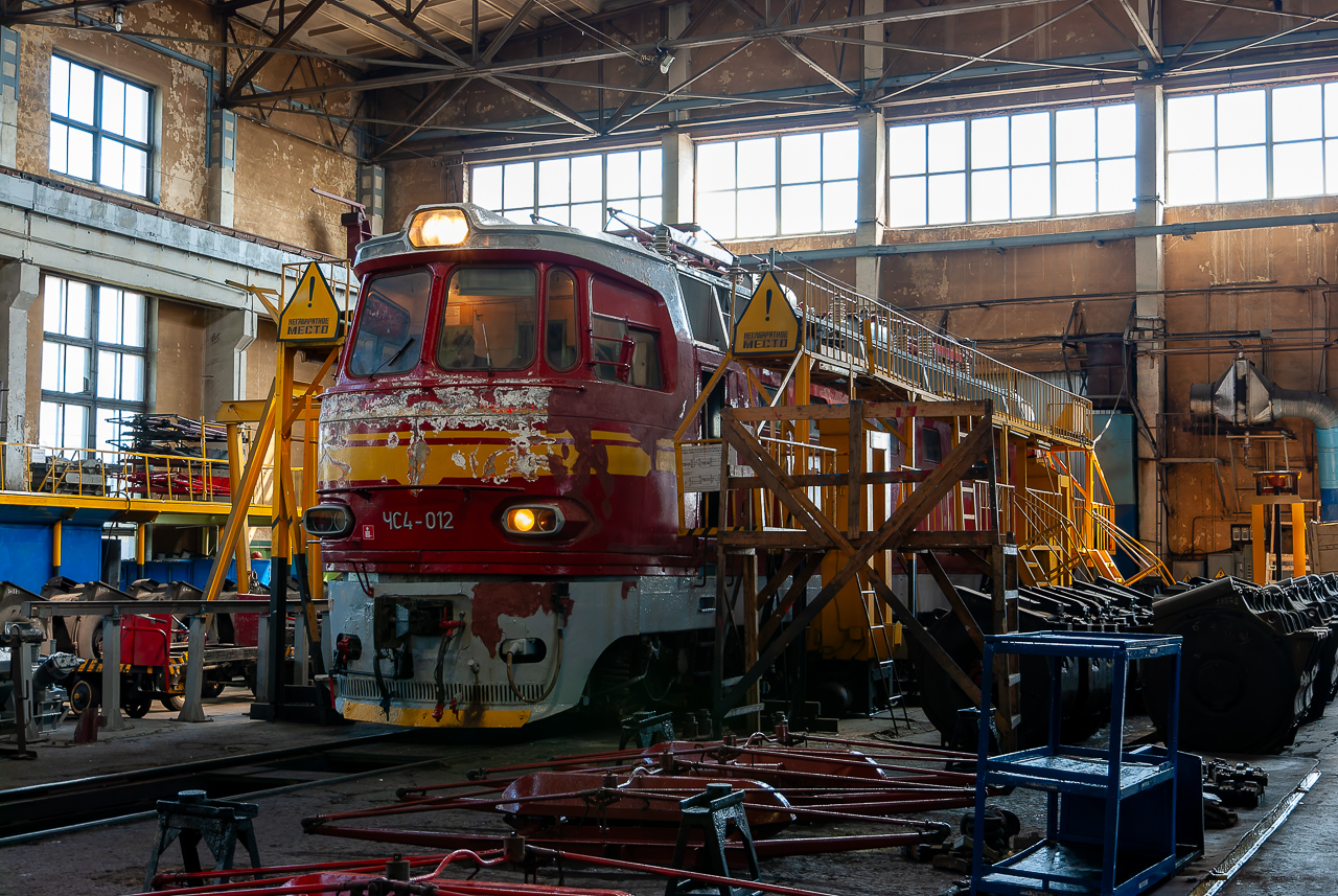 ЧС4-012
