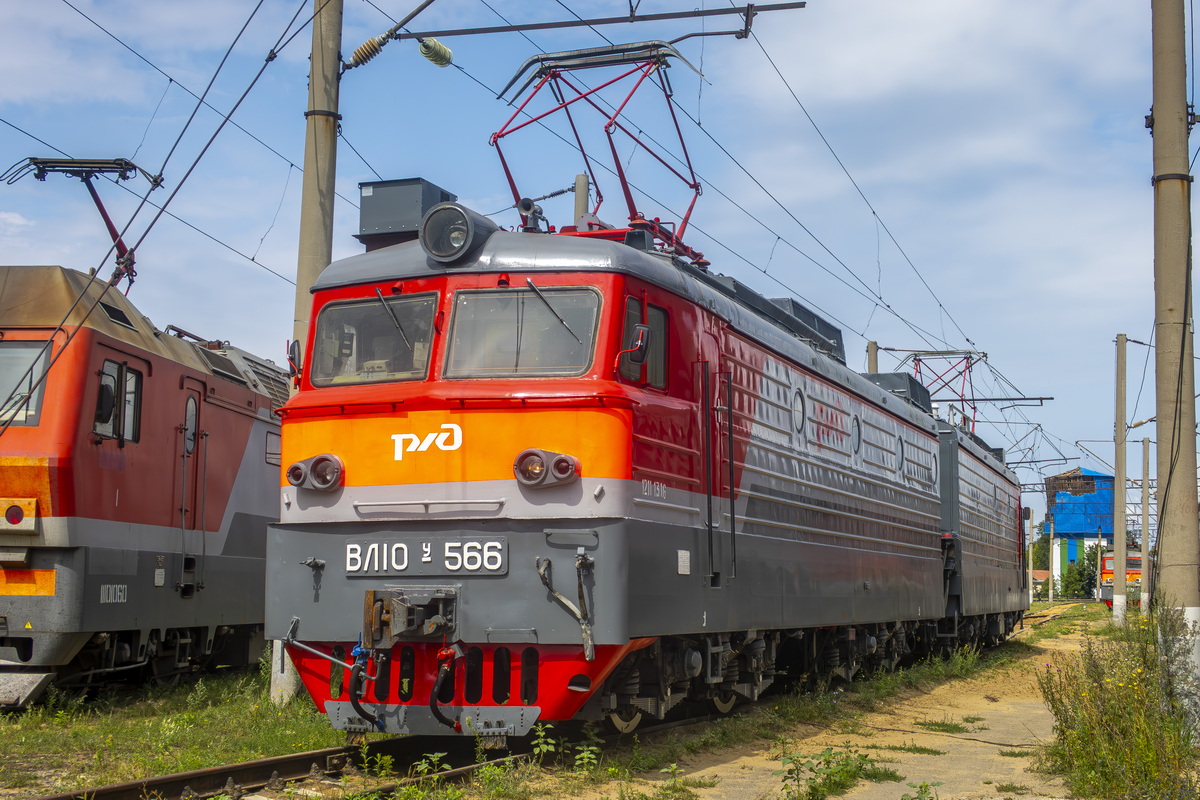 ВЛ10У-566
