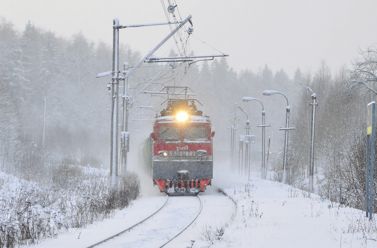 ВЛ10У-883