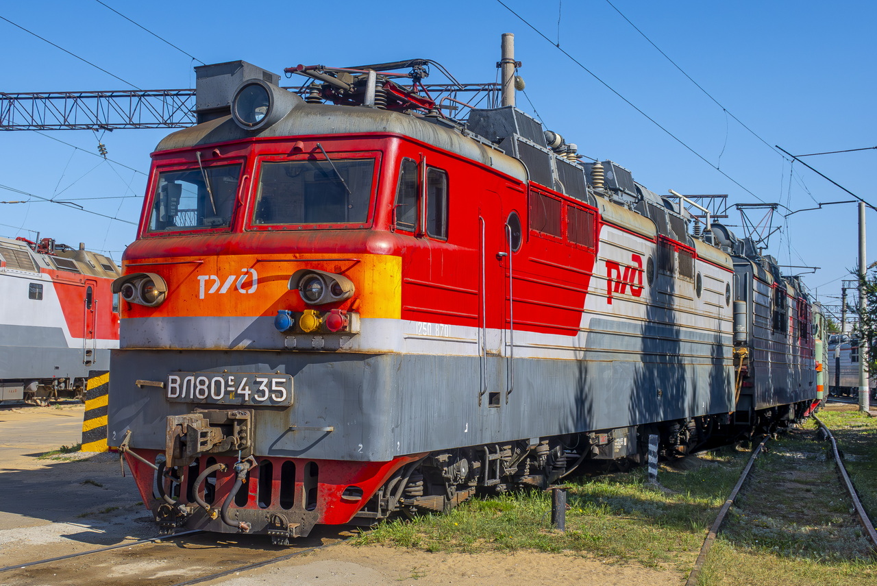 ВЛ80С-435