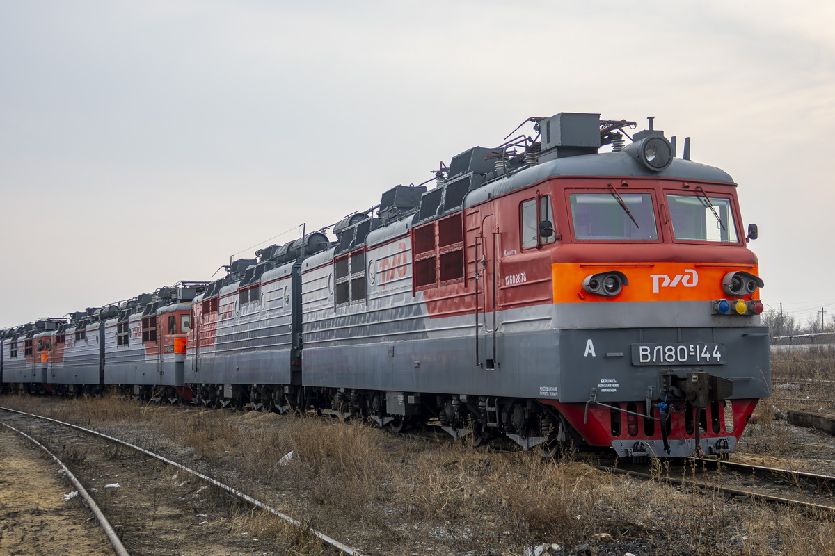 ВЛ80С-144
