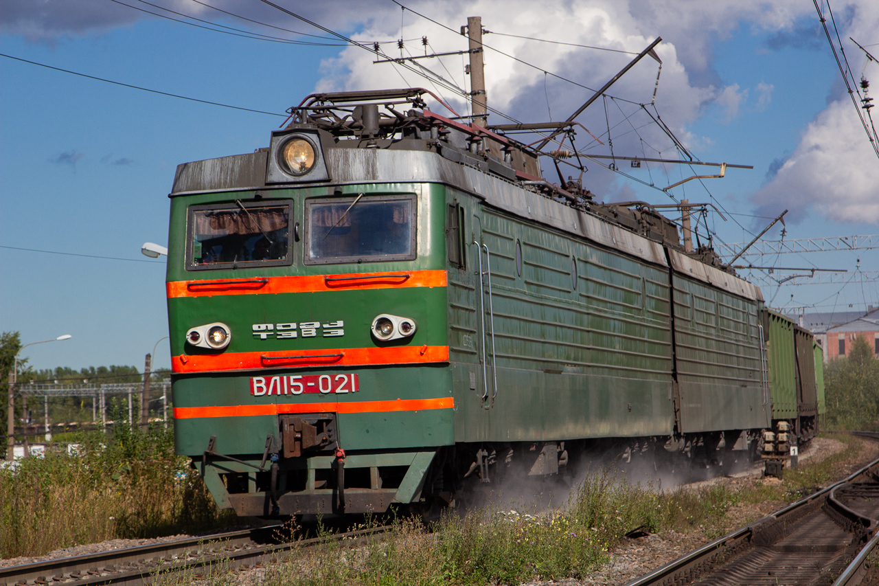 ВЛ15-021
