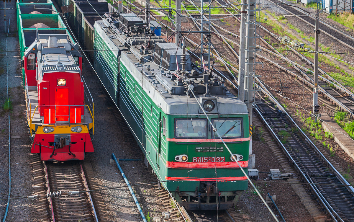 ВЛ15С-032