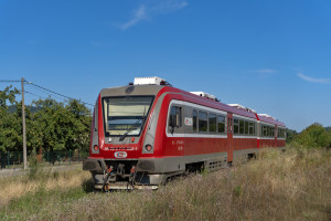 711-032 Srbija Voz
