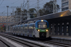 поезд