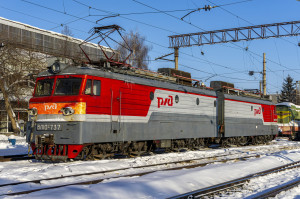 ВЛ10У-737